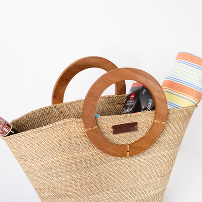 Handwoven Straw Handbag | Wooden Handle